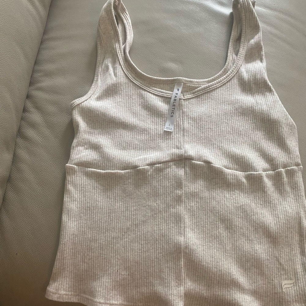 Fable tics tank never worn